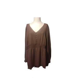 Torrid new with tags plum plus size pin tuck peasant style blouse